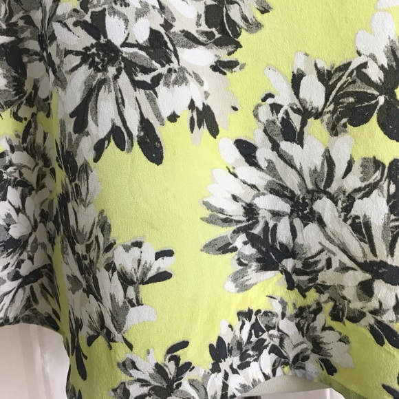 J.Crew Sleeveless drapey top in photo floraleyelet - Picture 8 of 8